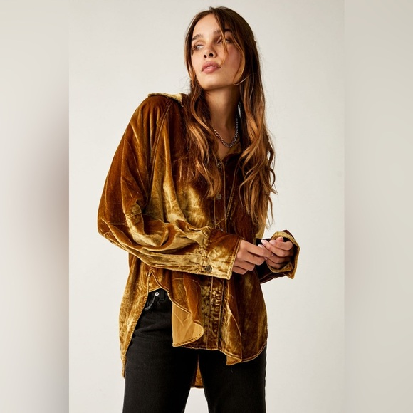 We the Free Night Skies Velvet Shirt - Golden Brown (PTP 27”) - Picture 1 of 10